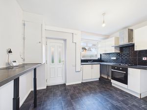 Photo 5- click for photo gallery